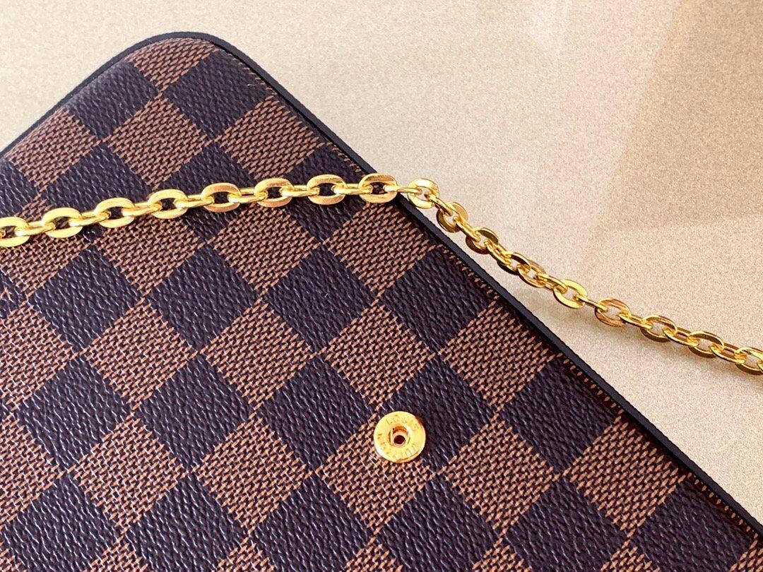 LV POCHETTE FÉLICIE