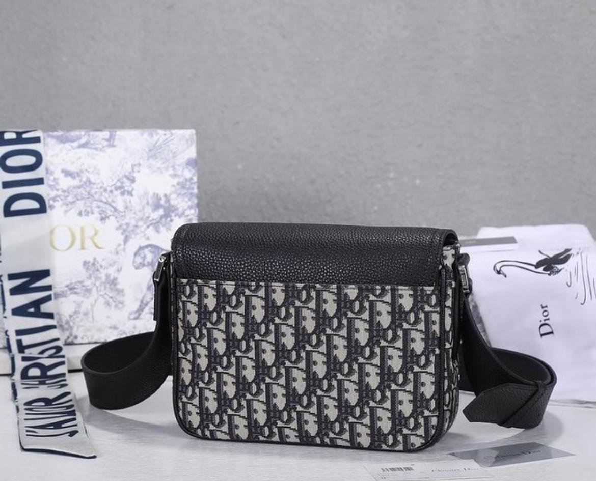 DIOR BAG